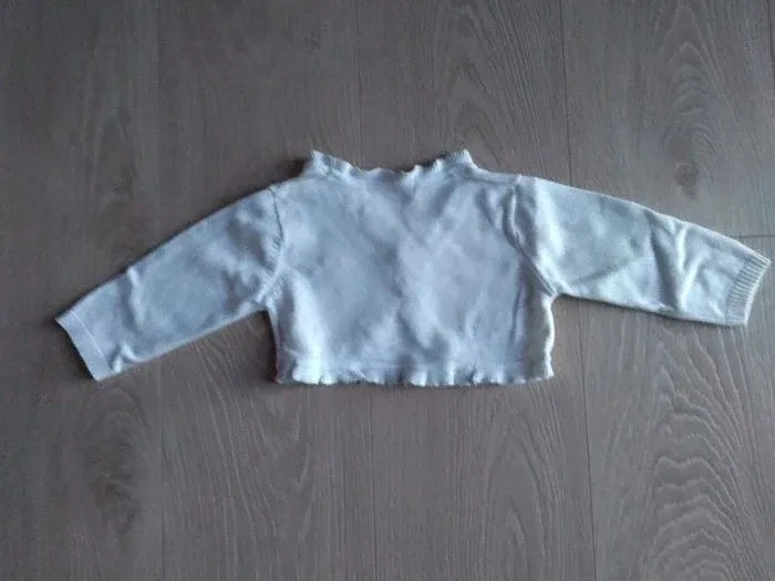 Gilet blanc court Gémo 12 mois - photo numéro 2