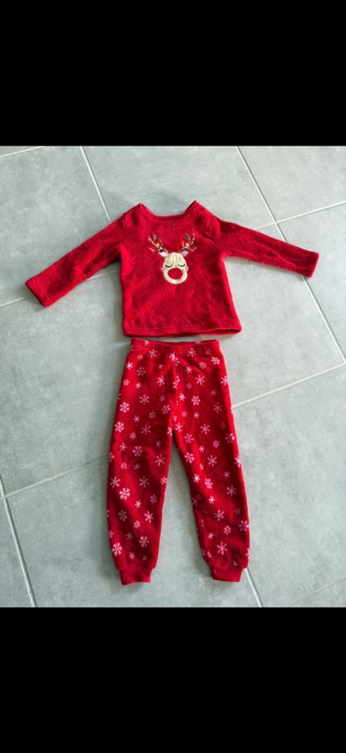 Pyjama 2 pièces polaire 4 ans - photo numéro 2