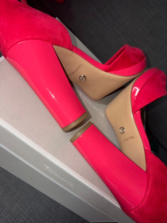 Talons rose fushia - photo numéro 3
