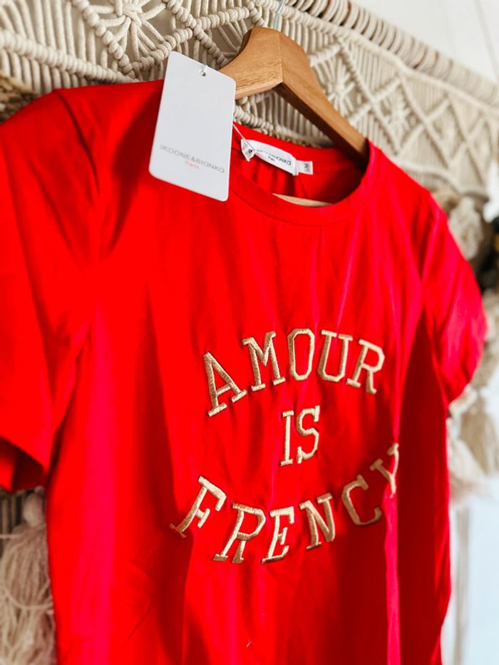 T-shirt "Amour is French" S/M Neuf - photo numéro 2