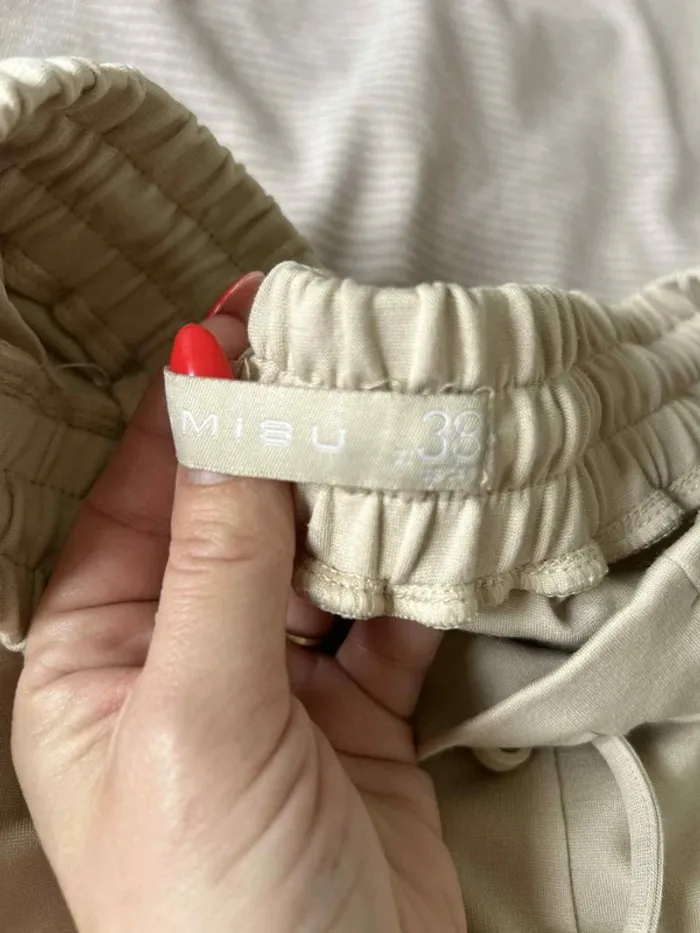 Pantalon crème Amisu – Taille 38 - photo numéro 3