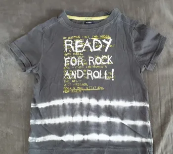 Tee-shirt gris vert 5 ans