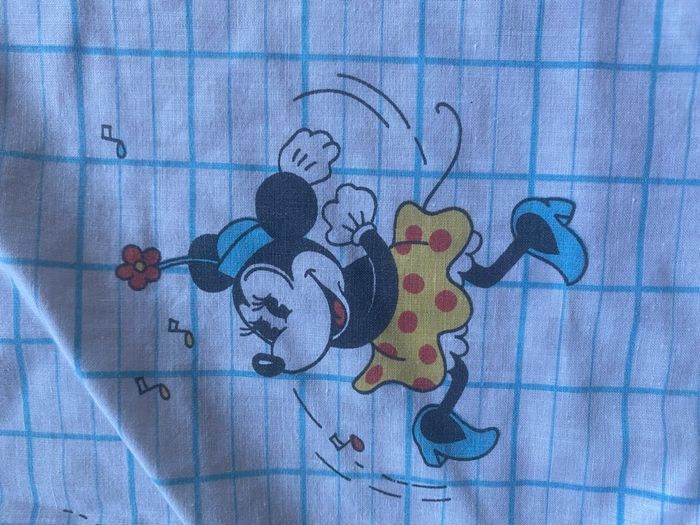 Tissu de récupération imprimé Mickey - photo numéro 3