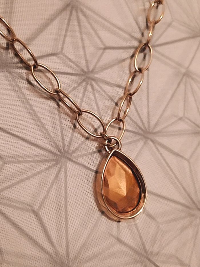 Collier neuf - photo numéro 4