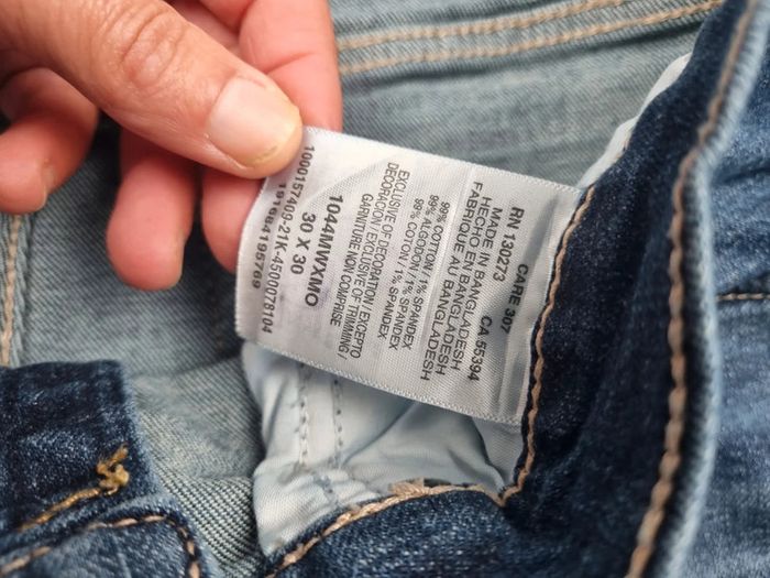 Jean Wrangler bleu Taille 30x30 (mesures en photos) - photo numéro 7
