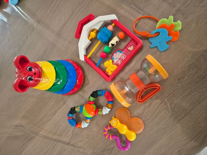 Lot de Jouets d'Éveil