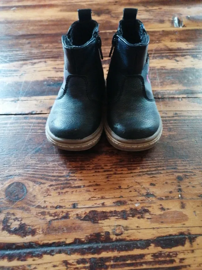 Bottines cuir pointure 21 - photo numéro 4