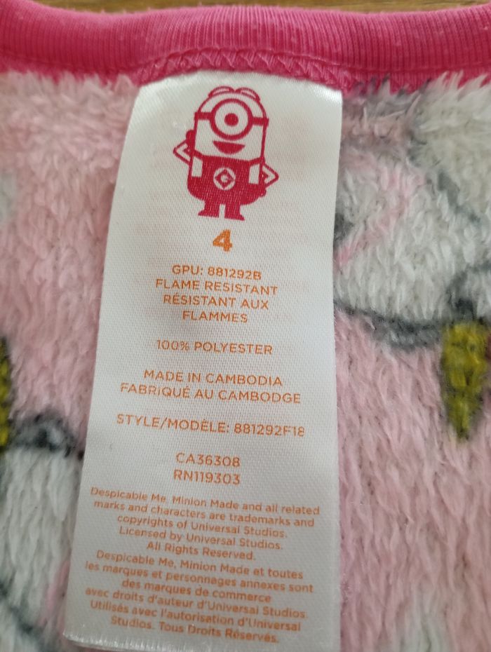 Pyjama fille en taille 4 ans comme neuf - photo numéro 3