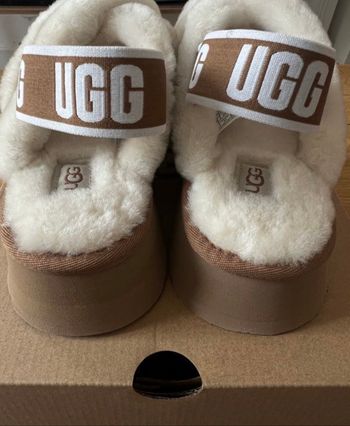 Ugg slide w