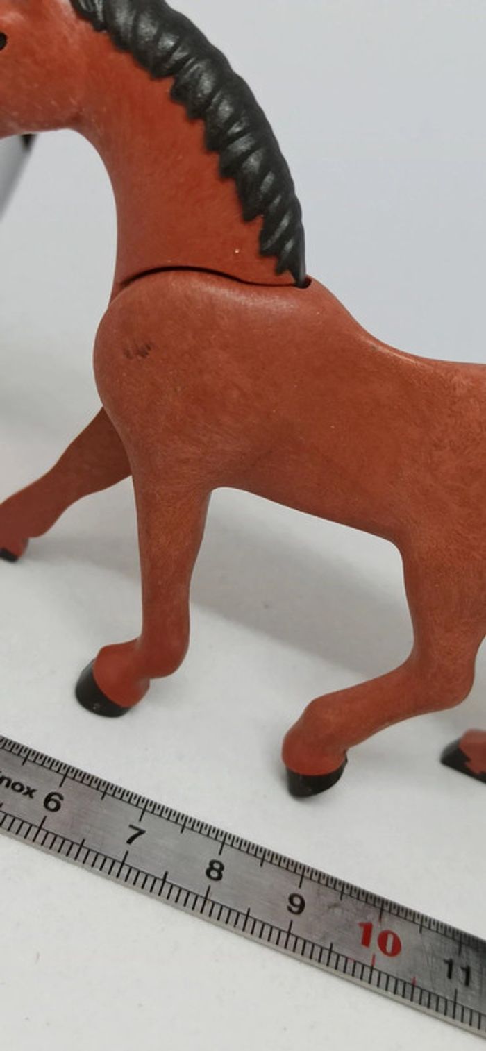 Cheval marron foncé avec poulain playmobil - photo numéro 3