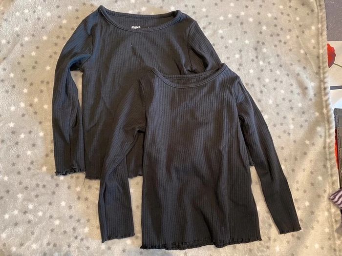 Lot de 2 sous pull noir 4 ans