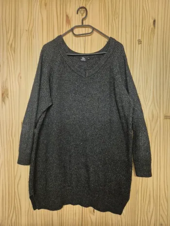 Pull noir