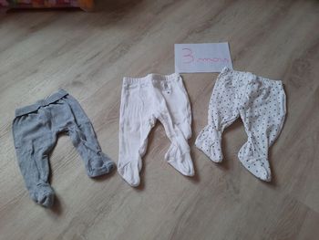 Lot de 3 pantalons avec pieds taille 3 mois