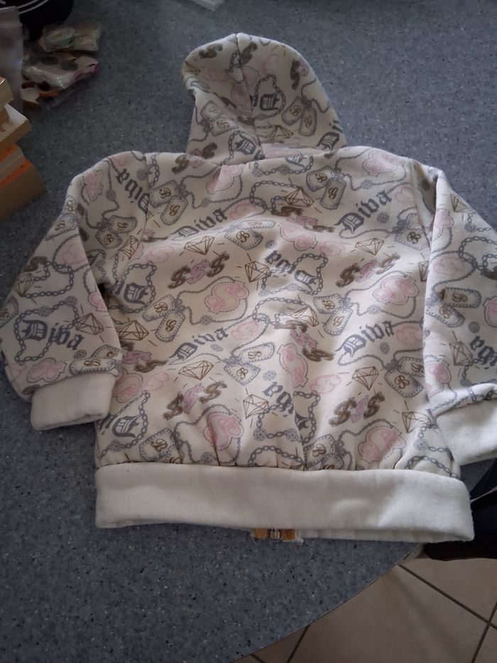 Veste capuches beige imprimé " T - 4 ans" - photo numéro 3