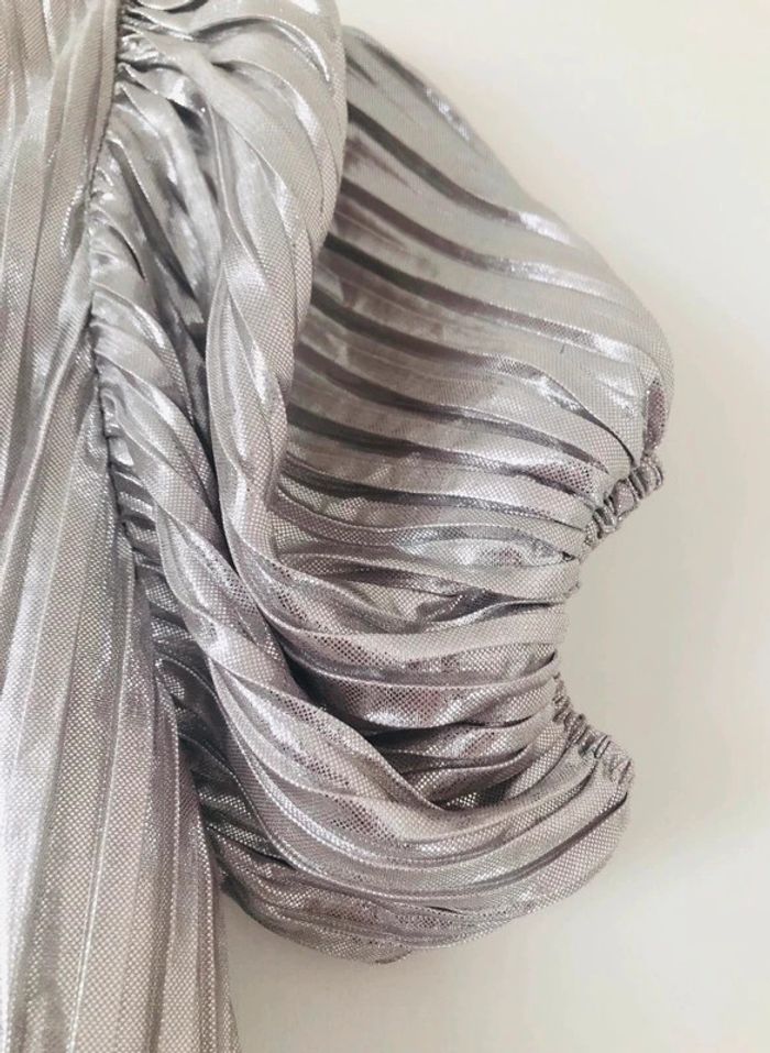 Haut argenté Zara - photo numéro 3