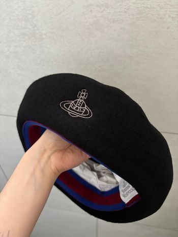 Béret Vivienne Westwood