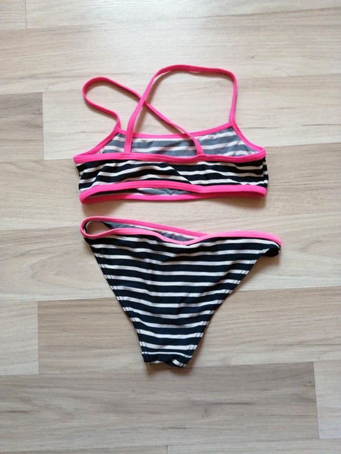 Maillot de bain 2 pièces - photo numéro 2