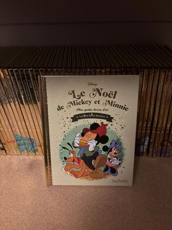 Livre Disney, mes petit livre d’or le Noël de Mickey et Minnie