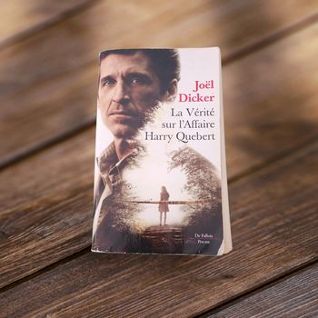 Livre "La vérité sur l'affaire Harry Quebert"
