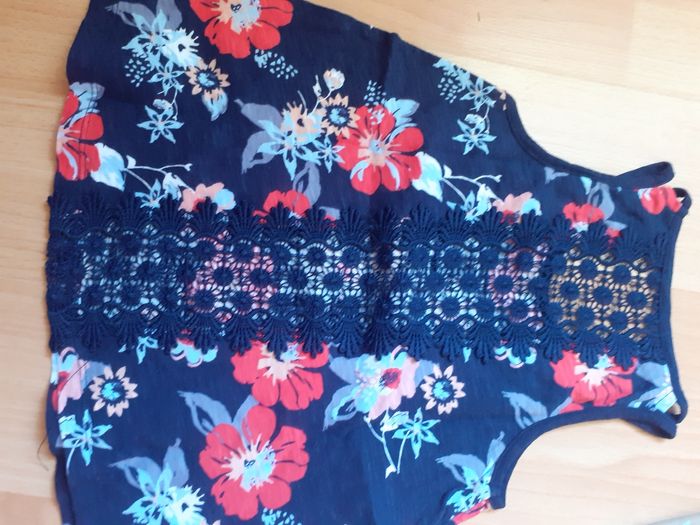 Lot 4 tee-shirts - photo numéro 3