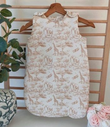 Gigoteuse ɓébé - Toile de Jouy (neuf)