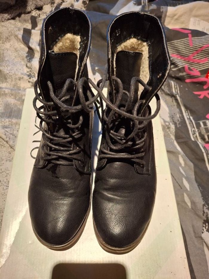 Boots cuir Taille 36
