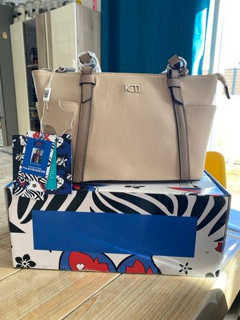 Sac à main  en cuir beige Kenzo Takada