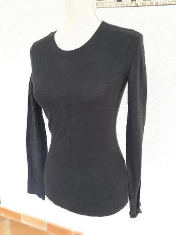 20 € T-shirt manches longues noir Hel's vintage