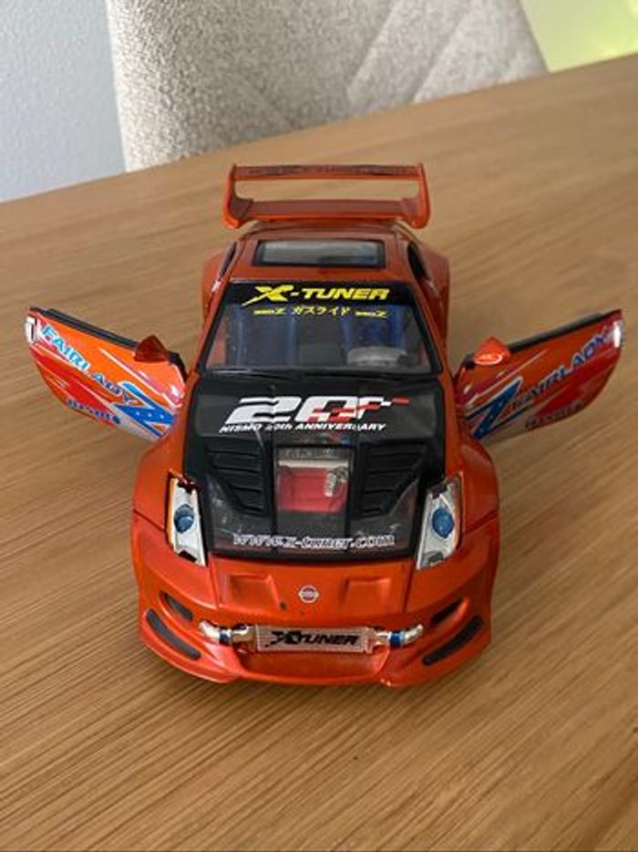 NISSAN 350 Z 1/24 - photo numéro 7