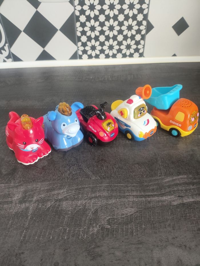 Lot Tut Tut bolide et Animo