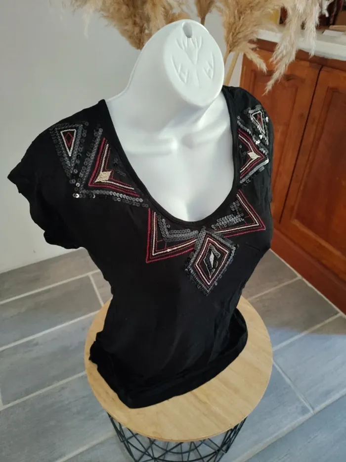 Tee shirt femme 🎀 36/38 - photo numéro 2
