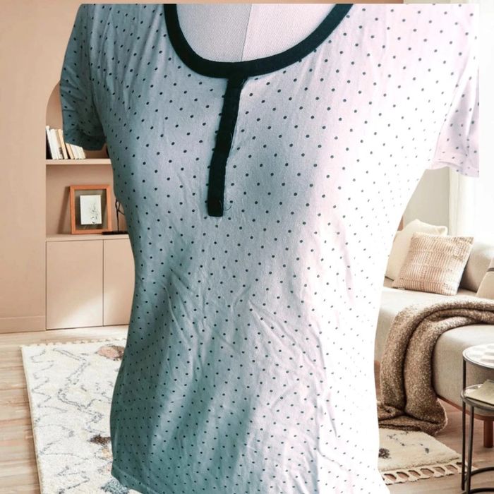 T-shirt 🌸 à pois noir 🌸 S - photo numéro 2