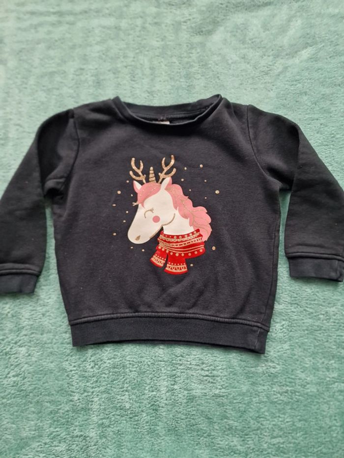 Très joli pull 92 cm