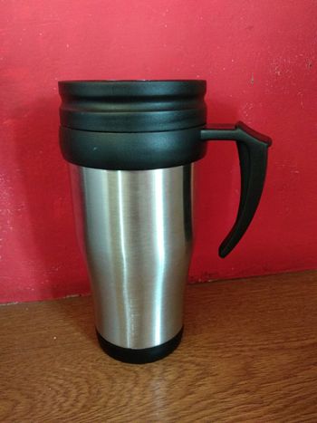 Mug isotherme avec couvercle