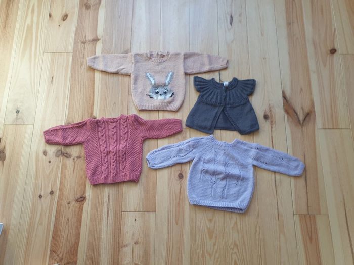 Lot de 4 pulls fille 2 ans