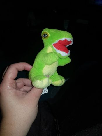 Peluche dinosaure