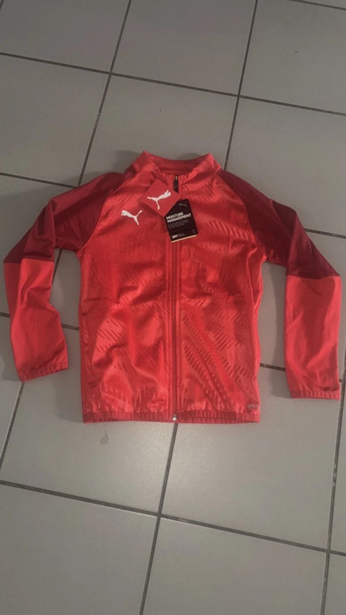 Veste puma 9/10 ans neuve