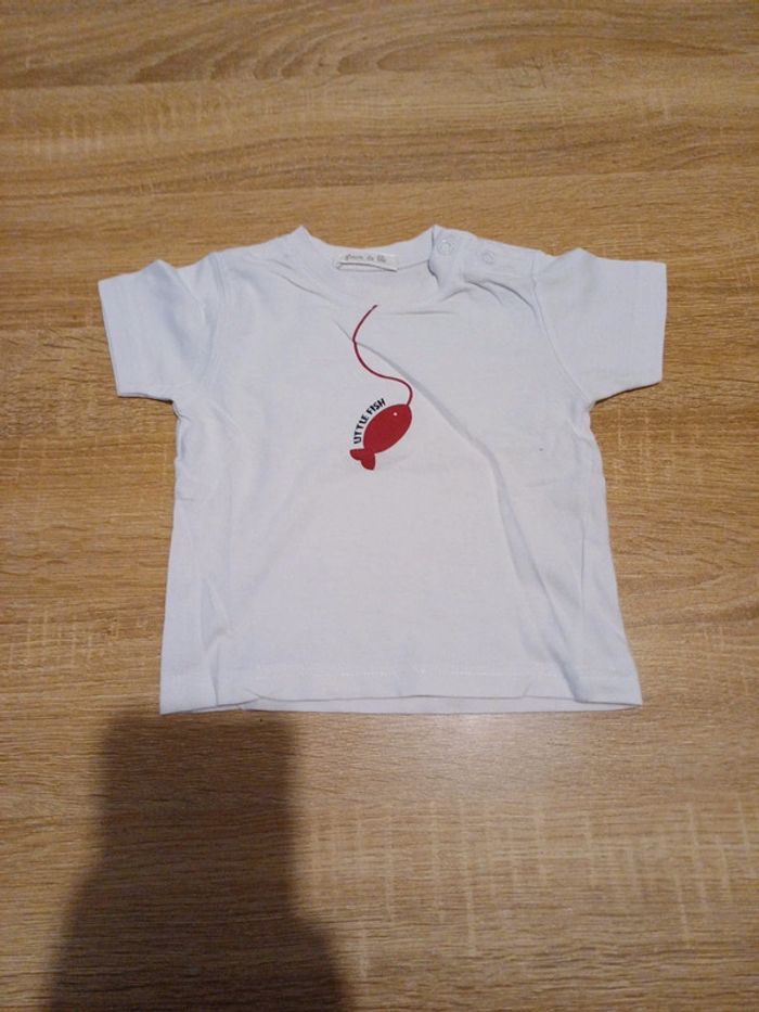 Tee shirt
