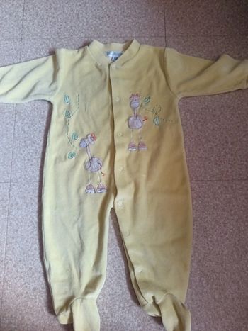 Pyjama 12 mois avec girafe