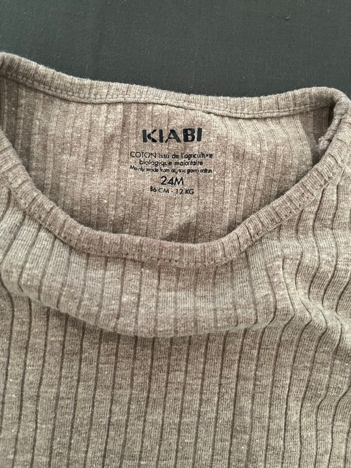 Lot pulls t shirts manches longues - photo numéro 7