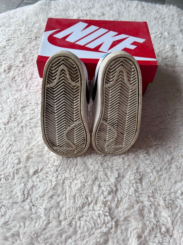 Nike blazer mid 77, taille 22
