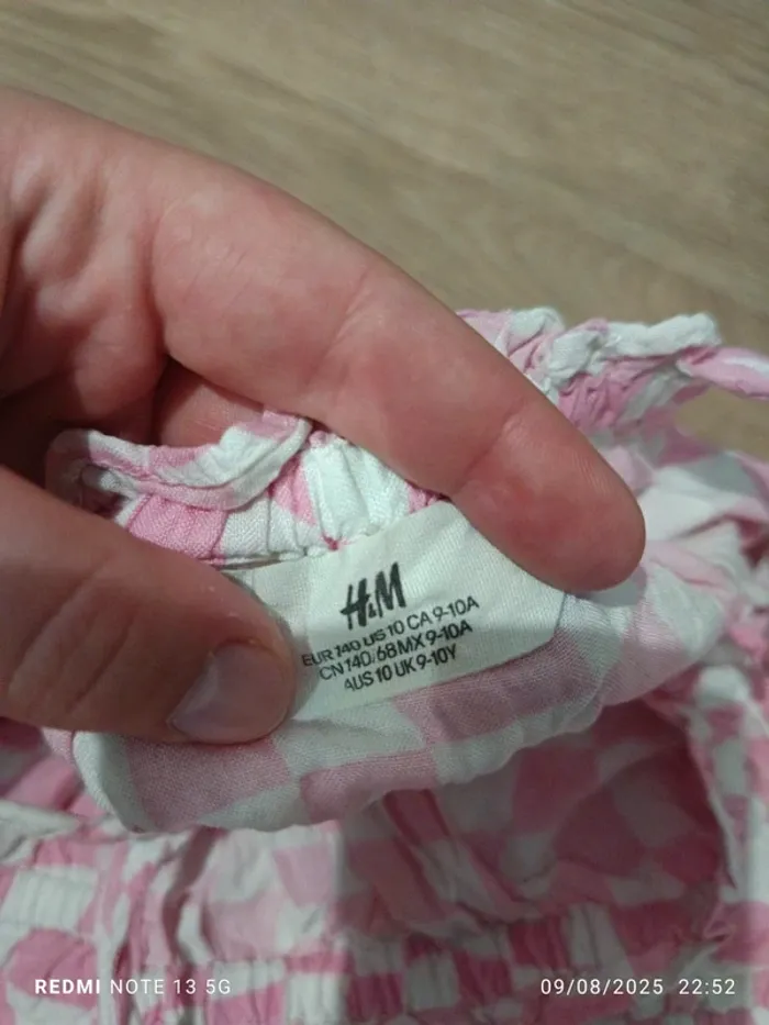 Magnifique combi short h&M taille 10ans - photo numéro 4