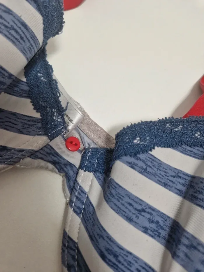 Soutien-gorge - photo numéro 2