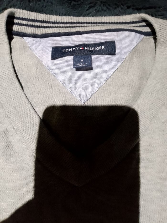 Pull gris Tommy Hilfiger taille M - photo numéro 3