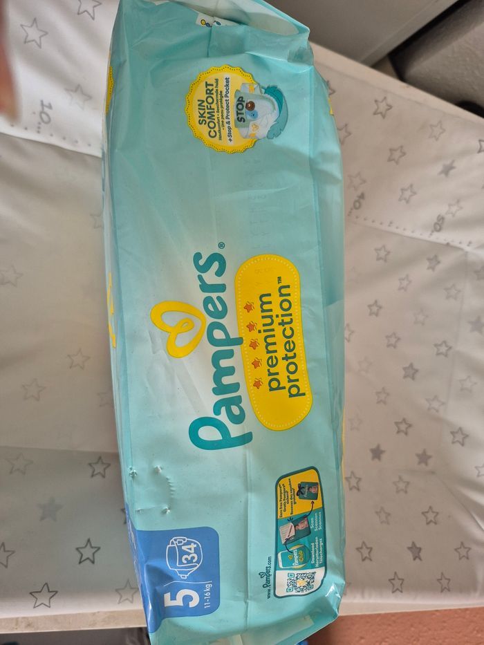 Lot de couche pampers taille 5 - photo numéro 4
