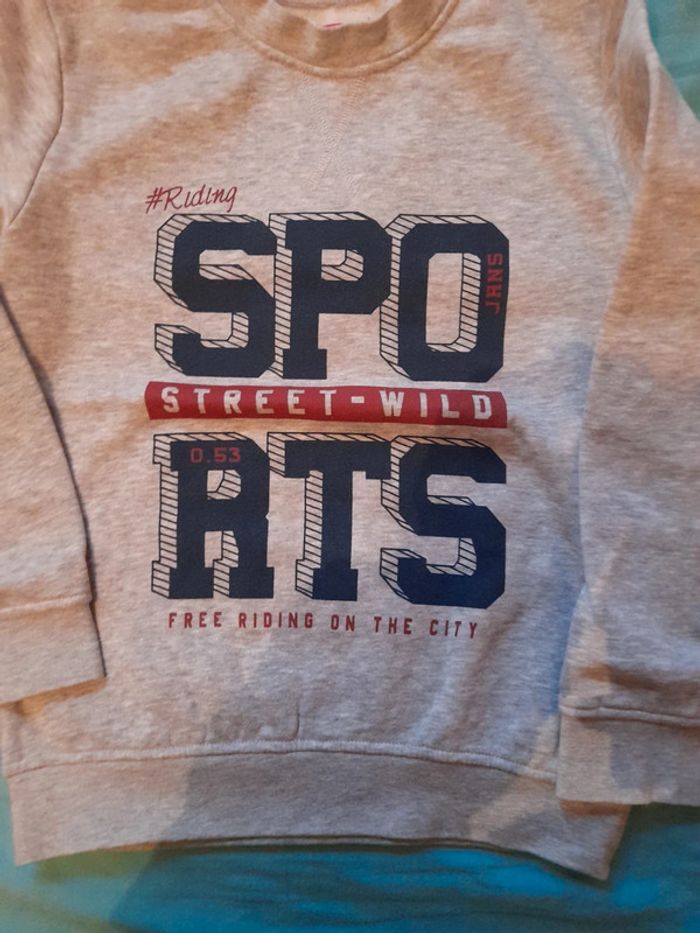 Sweat col rond 8ans - photo numéro 2