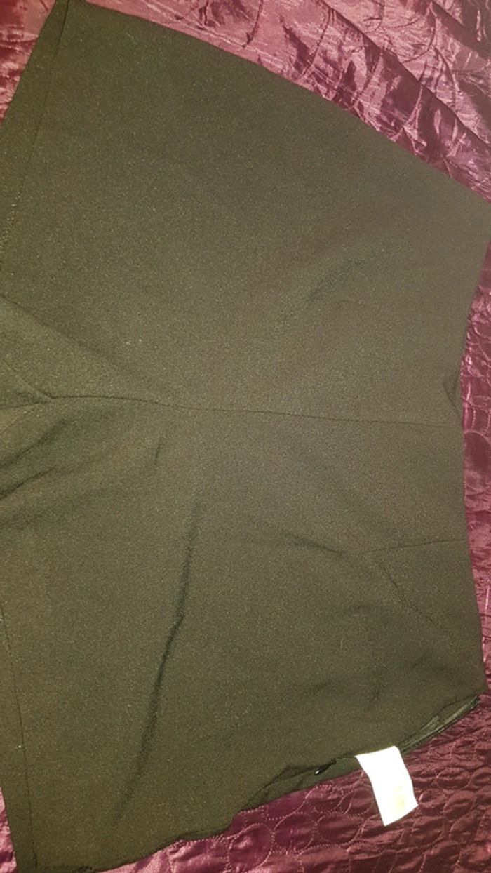 Short tissus noir - photo numéro 3