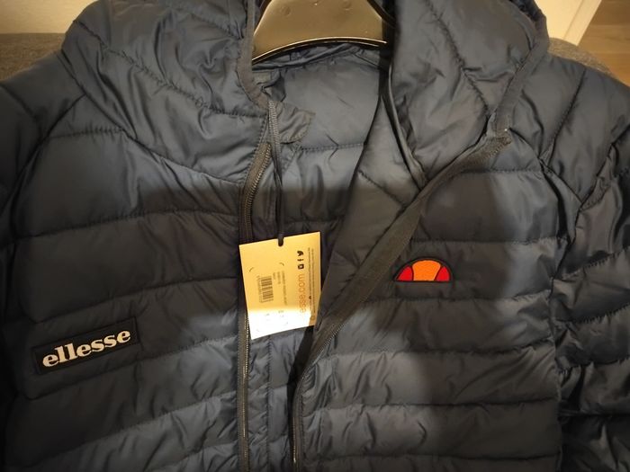Vest ellesse neuf