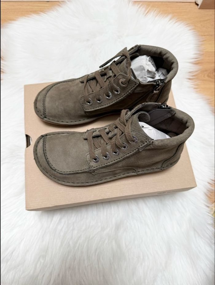 Bottines Clarks Funny Cedar Dark Olive Nub - neuf avec étiquette
