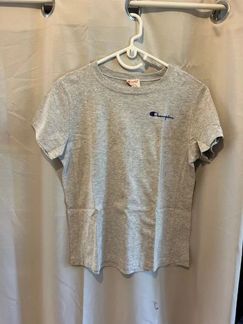 T shirt large champion